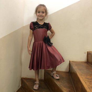 Детска официална рокля "Ивон"
